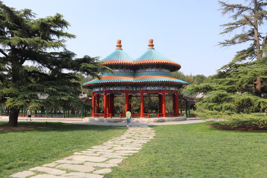 Pavillon d'un parc &agrave; P&eacute;kin, Chine	