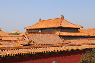 Fototapeta na wymiar Toit d'un pavillon de la Cité interdite à Pékin, Chine