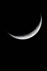 Fototapeta na wymiar Luna crescente