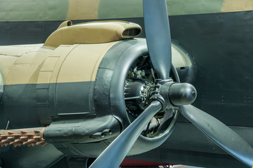 Naklejka na ściany i meble Halifax bomber engine and propellor 