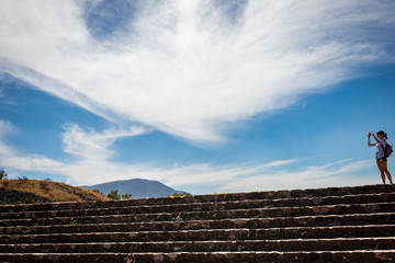 Take photo of pyramid of the moon