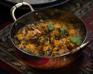 Corn grits and mushroom curry