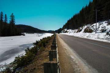 Garde-fou entre nature et civilisation au Québec, Canada