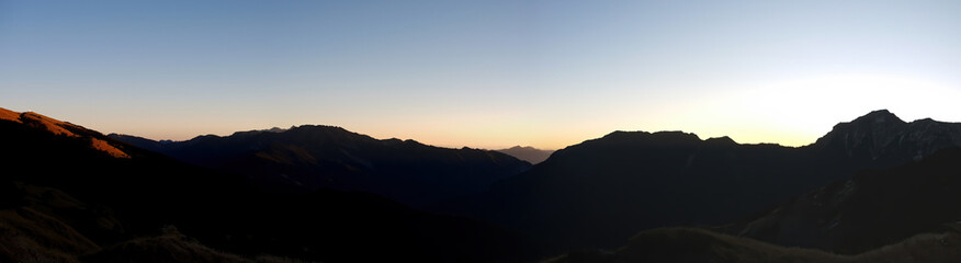 Fototapeta premium Beautiful sunrise in Hehuanshan