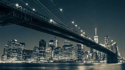 Obraz premium city bridge at night