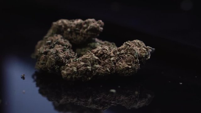 Marihuana Weed nugs cinematic b-roll
