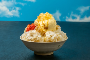 和風ほうじ茶 かき氷　japanese type of epidemic shaved ice