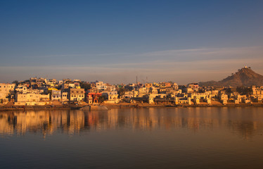 Fototapeta premium pushkar lake