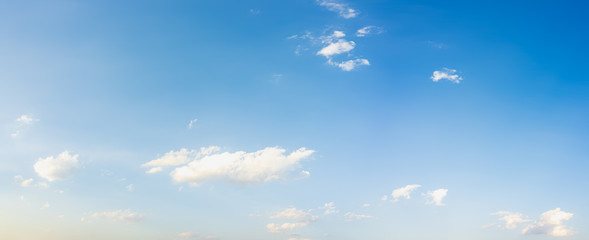 Fototapeta na wymiar Beautiful blue sky and clouds natural background.