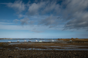 Plage de galets en Bretagne