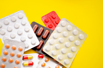 White medicine pill, tablet, capsule and halth 