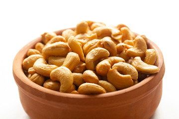 roasted cashews nuts in bowl