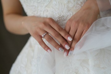 The bride's hands