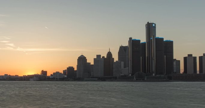 Sunsetting Timelapse Over City Of Detroit 