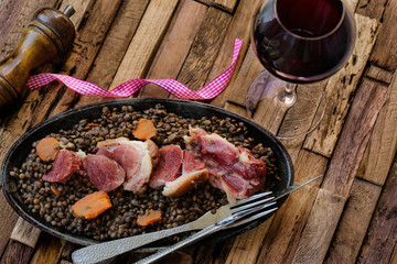 Petit salé aux lentilles 