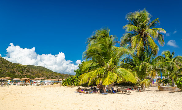 En vacances sur la plage de l'&icirc;let Pinel &agrave; Saint-Martin