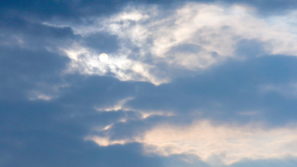 Obraz premium Blue sky background with white clouds.