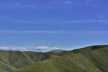 mountain view on a clear day