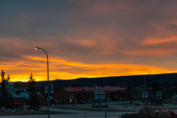 Obraz premium Sunrises and Sunsets Across the Country