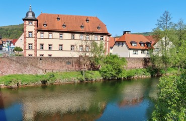 Naklejka na ściany i meble Gemünden am Main, Saale mit Huttenschloss