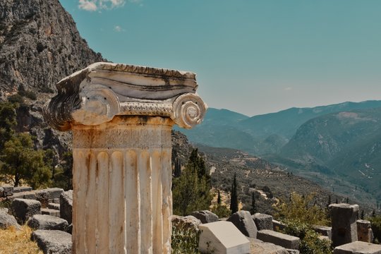 Ruinas de Delfos, corredor de Delfos, Grecia. 