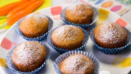 Baked mini carrot cakes desserts
