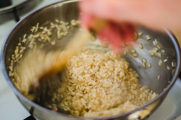 Cooking rice for risotto