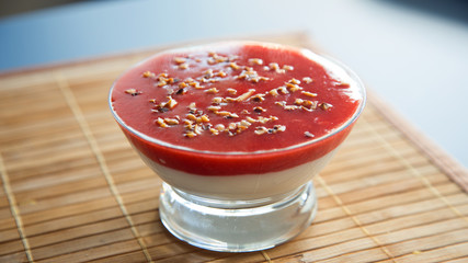 Strawberries and yogurt natural dessert