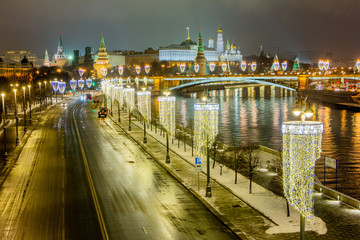 Obraz premium Russia Moscow. View of the night city. The Kremlin of the Russian Federation is illuminated by lights.