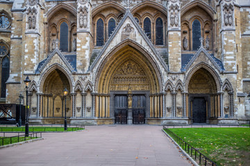Fototapeta na wymiar North Entrance of Westminster Abbey, London