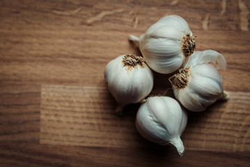 Garlic cloves - vintage set up 