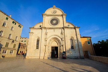 Fototapeta premium Cathedral of St. James in Šibenik, Croatia - Sunset casting shadows in the facade of this historical building in the Old Town of Šibenik