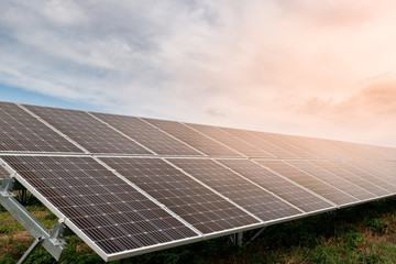 Solar photovoltaic panels and solar photovoltaic power generation systems