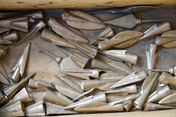 Metal arrow heads for bow and arrow sport