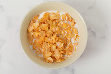 corn flakes meal healthy fresh cereal in a bowl