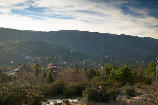 「Lejos」の画像 1,263 件の Stock 写真、ベクターおよびビデオ Adobe Stock