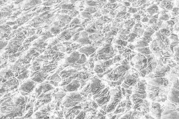 Waves Pattern in crystal clear water on black and white
