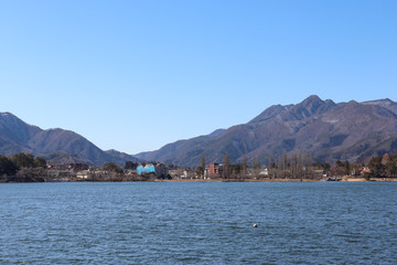 Fototapeta premium 河口湖（山梨県富士河口湖町）