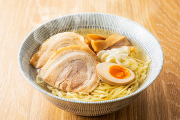 塩ラーメン　Shio Ramen (Japanese salt flavour noodle)