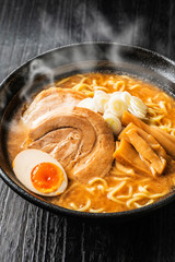 味噌ラーメン　Miso Ramen (Japanese soy bean noodle)