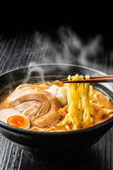 味噌ラーメン　Miso Ramen (Japanese soy bean noodle)