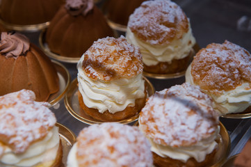 Delicious cake with cream and berries