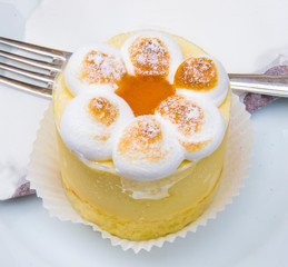 meringue mousse, peach cream and apricot jam