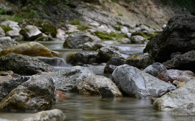 Wildbach in der Klamm