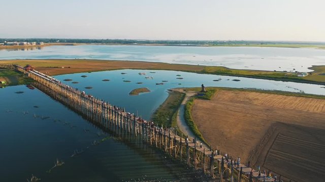 MANDALAY/MYANMAR(BURMA) - 01st Mar, 2020 : U BEIN BRIDGE is one of the famous teakwood bridge in the world. Located in Mandalay, Myanmar.
