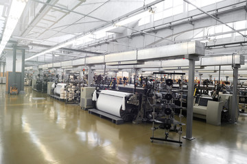 Machines for the production of tissue. Factory for the production of threads and fabrics