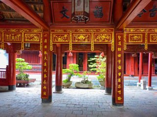 Fototapeta na wymiar Temple of literature in Hanoi, Vietnam
