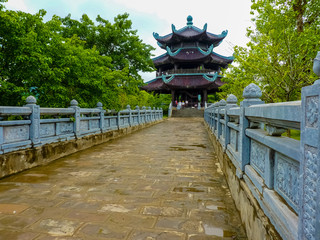 Fototapeta premium Famous Bai Dinh temple, Ninh Binh, Vietnam