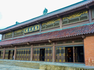 Fototapeta na wymiar Famous Bai Dinh temple, Ninh Binh, Vietnam