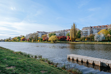 Obraz premium Spring view of city condominiums